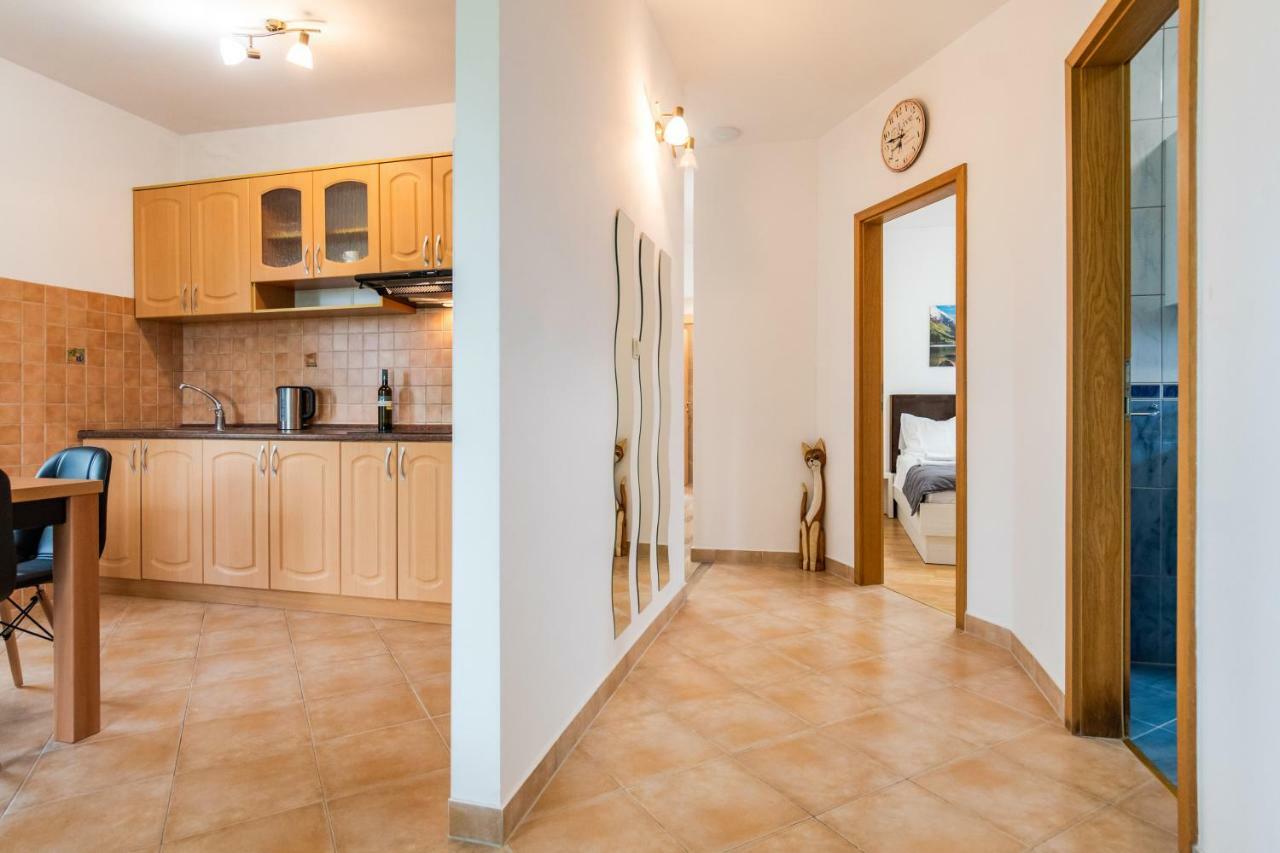 Apartments Mijo Dugi Rat Luaran gambar
